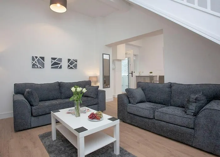 1 Primrose Mews